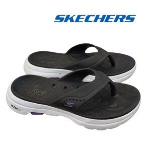 Skechers Cali Gear Women’s Black and White Thong Sandals 6